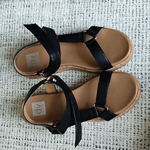 DV by Dolce Vita Women's Black Sandals